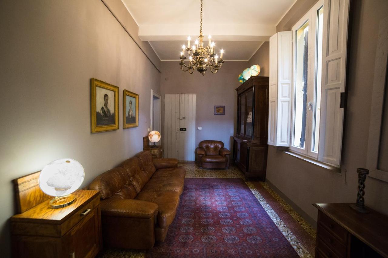 Casa Mappamondo Modena Exteriör bild